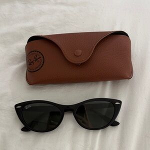 Ray-Ban Black Cat Eye Sunglasses with Tan Case